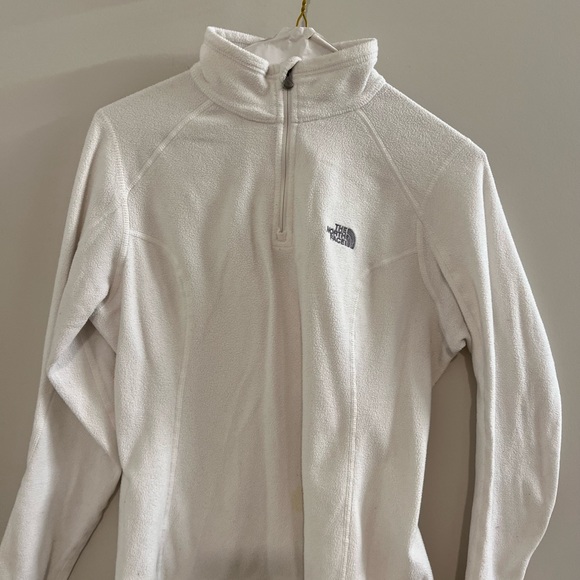 WHITE NORTHFACE PULLOVER - Picture 5 of 6